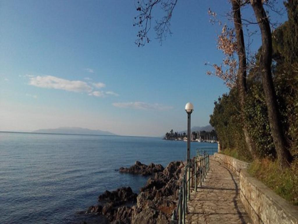 Villetta Diana Opatija Exterior foto